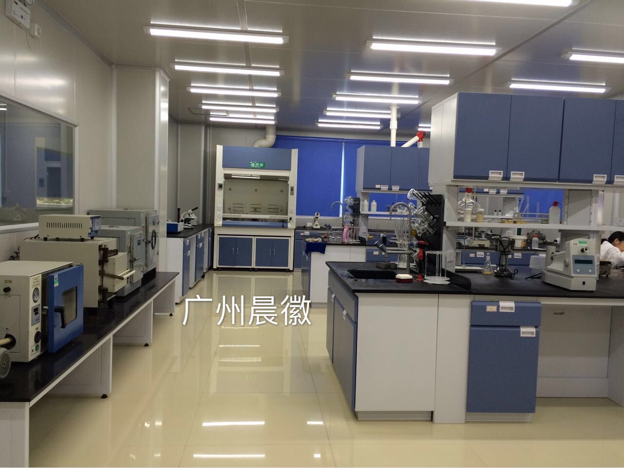 全鋼中央臺帶試劑架,吊柜